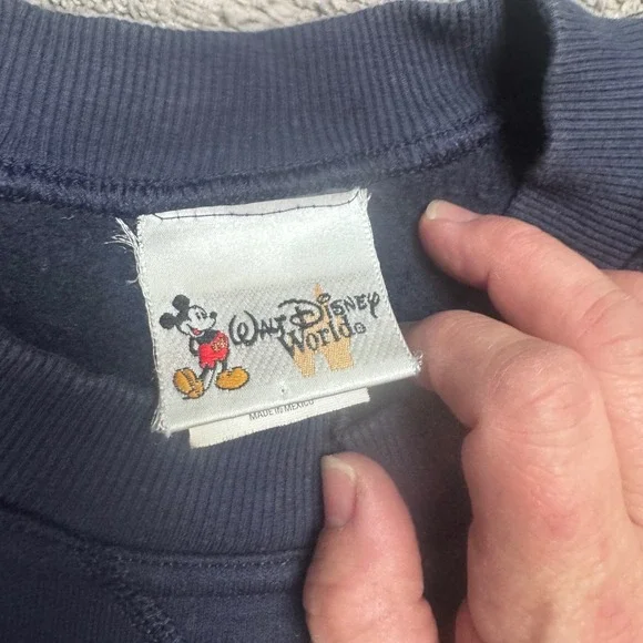 Vintage Walt Disney World Women's XL Crew Neck Sweatshirt American Flag Mickey - Picture 3 of 5